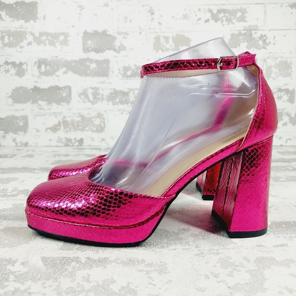 New Bp. Be Proud Fynn Pink Metallic Ankle Strap Platform Heeled Sandals C388
